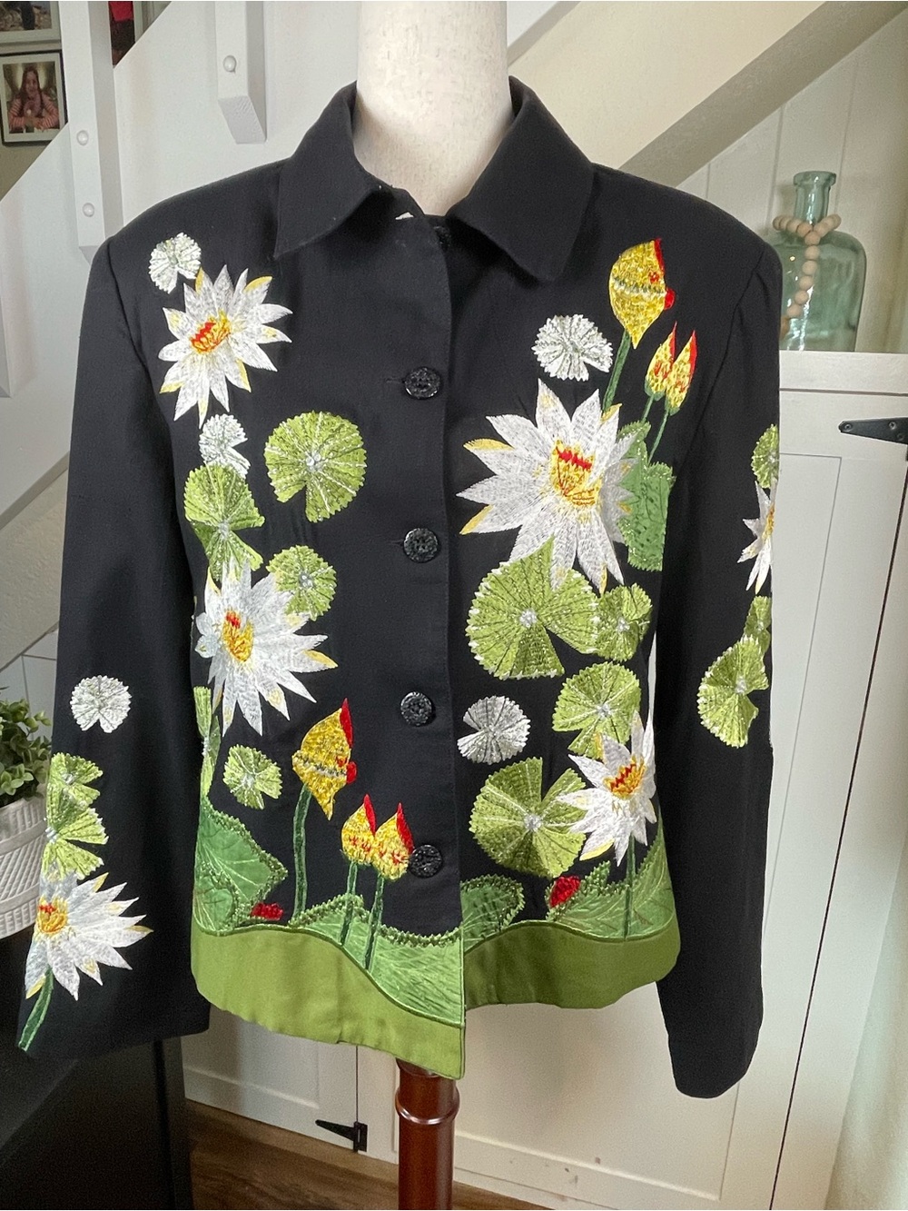 Vtg ANAGE Wearable Art Jacket Large Black Cotton Embroidered Water Lily Lotus